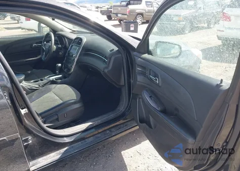 2015 Chevrolet Malibu 1Lt из США, поврежденный, VIN 1G11C5SL3FF106537